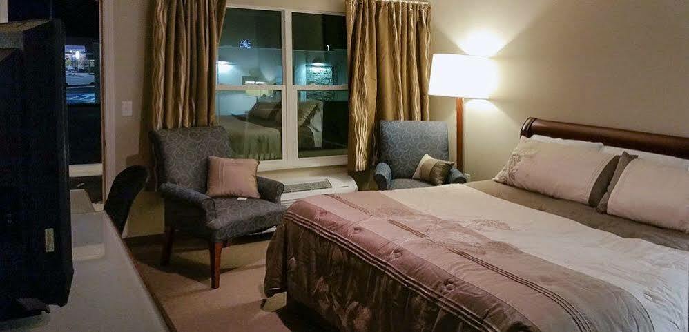 צ'ירוקי Rolling Hills Lodge מראה חיצוני תמונה